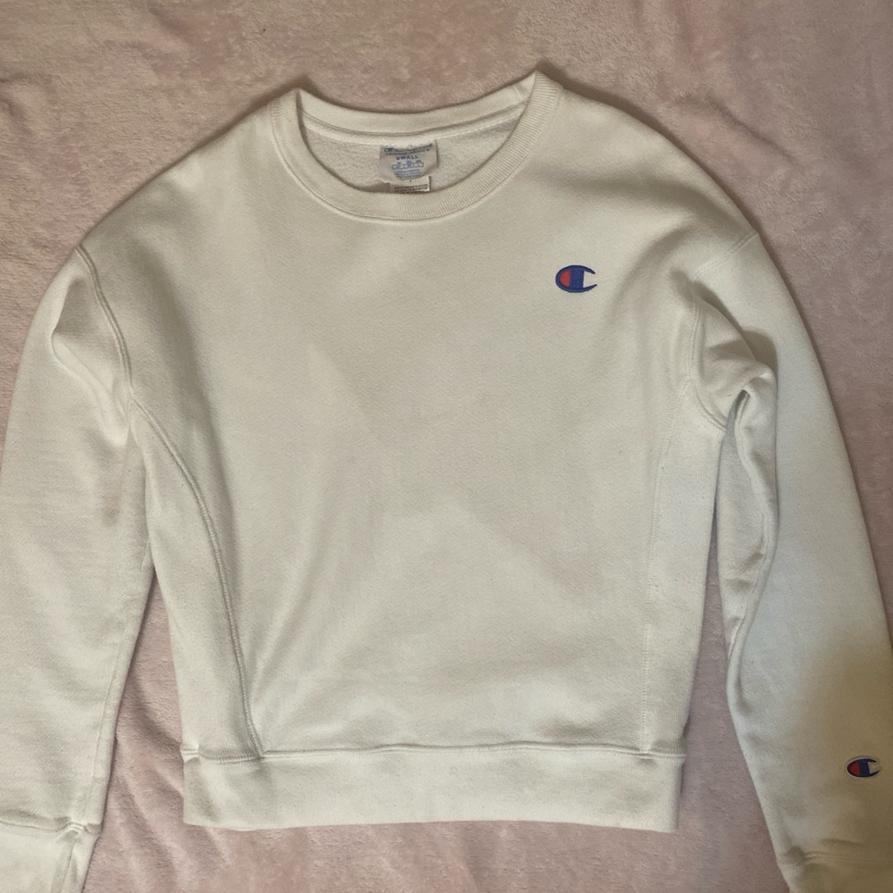 Champion Women's Classic White Crew Neck Sweater